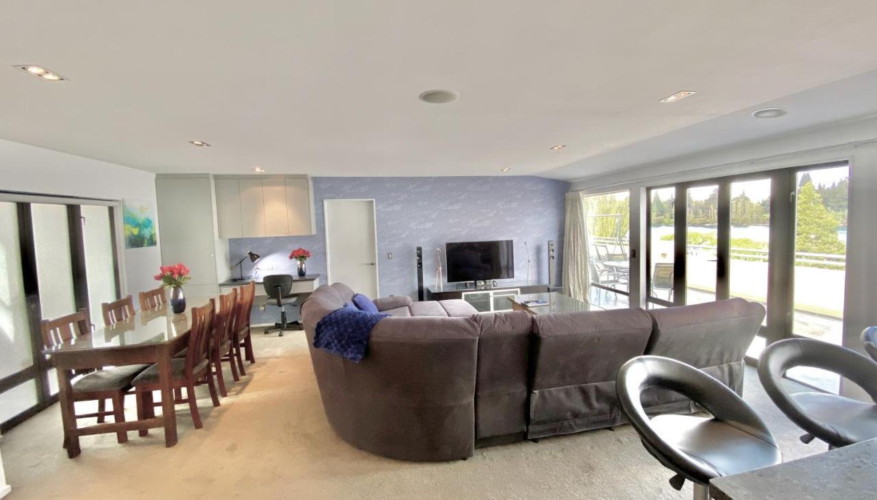Lakefront Luxury Penthouse Central Queenstown Exteriér fotografie