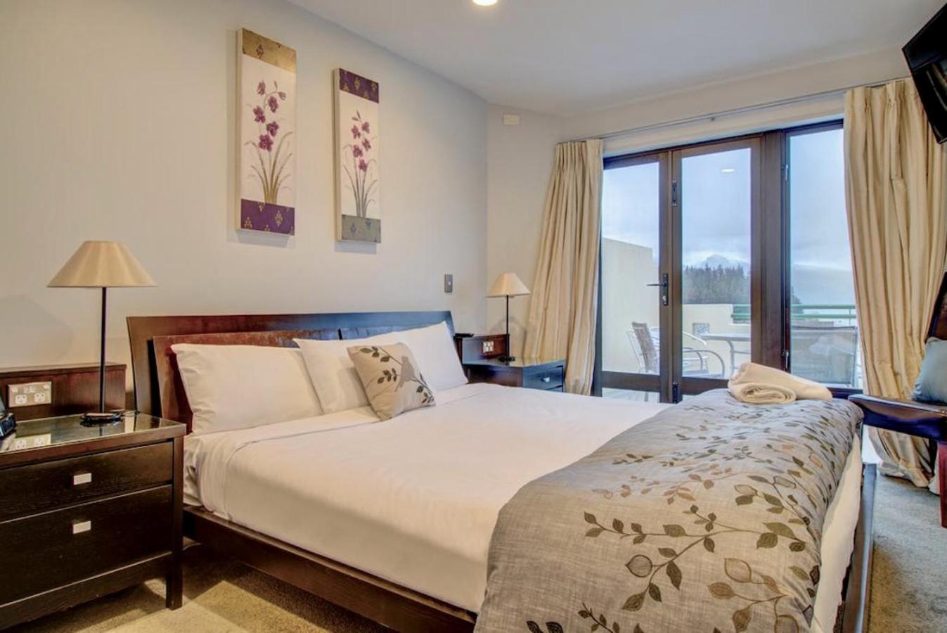 Lakefront Luxury Penthouse Central Queenstown Exteriér fotografie