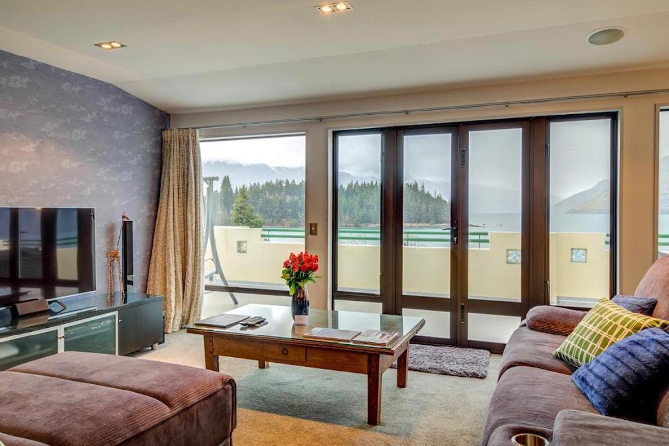 Lakefront Luxury Penthouse Central Queenstown Exteriér fotografie